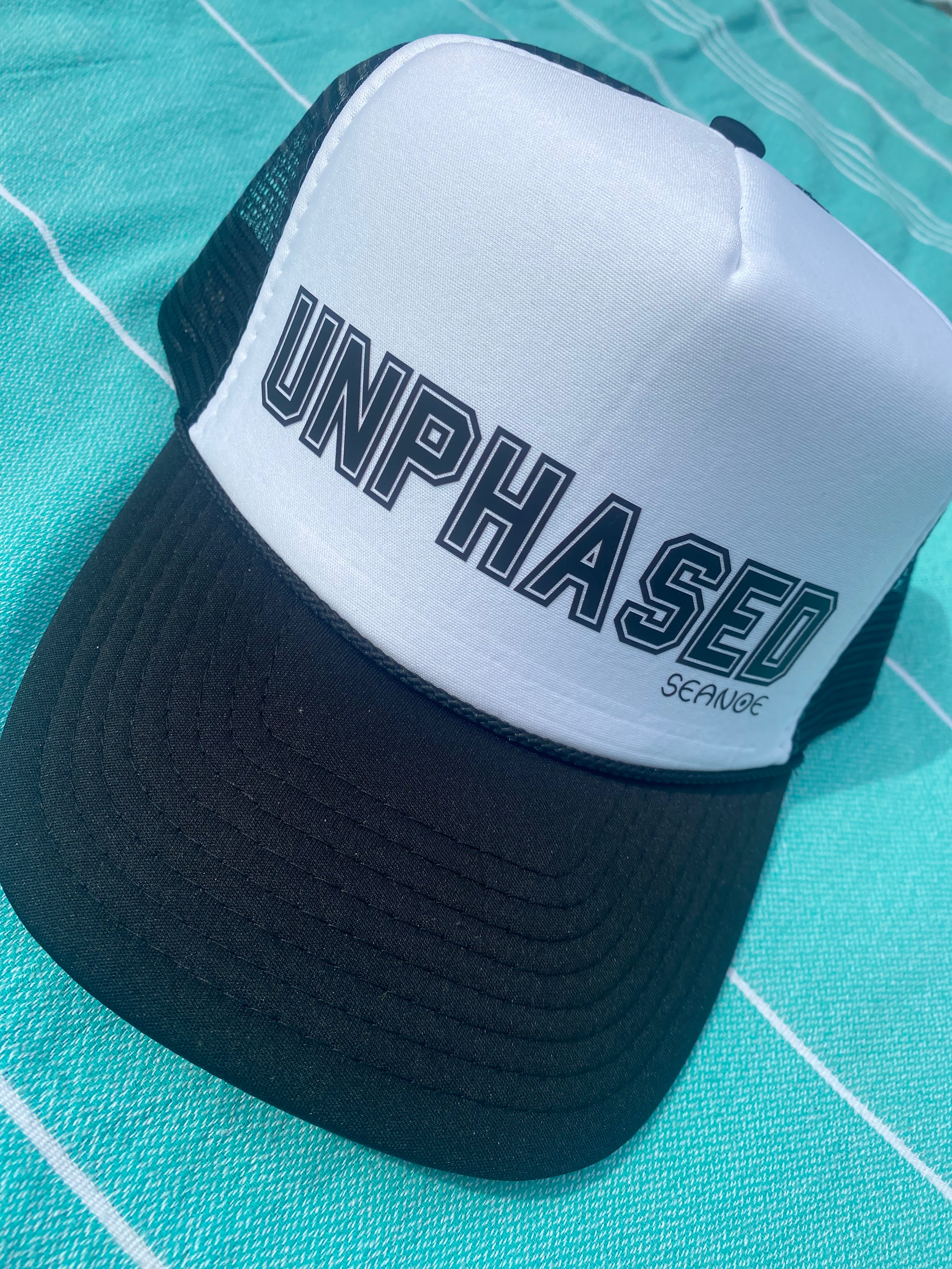 BLACK SEANOE TRUCKER HAT