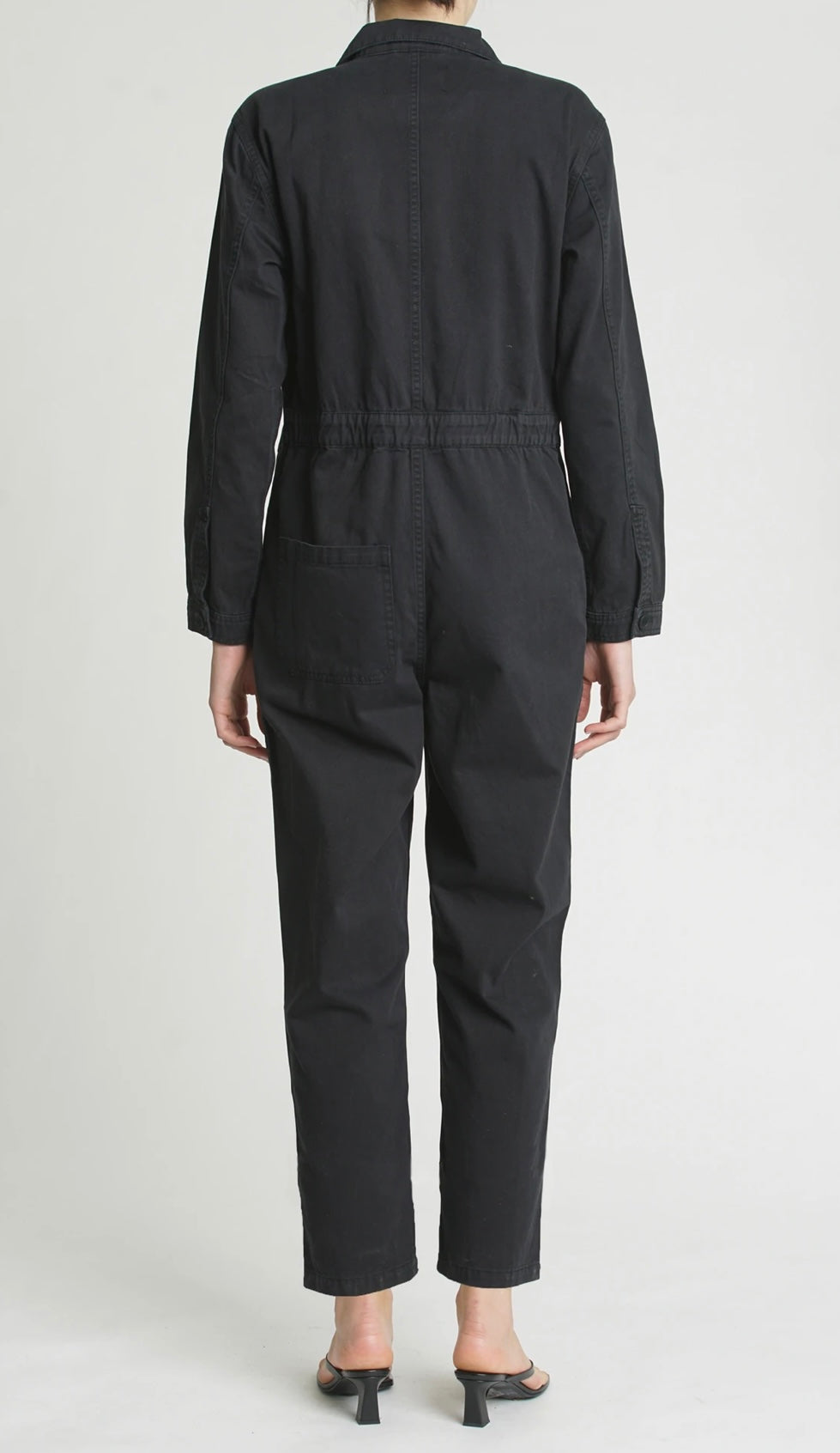 BLACK LONG SLEEVE ZIPPER JUMPSUIT