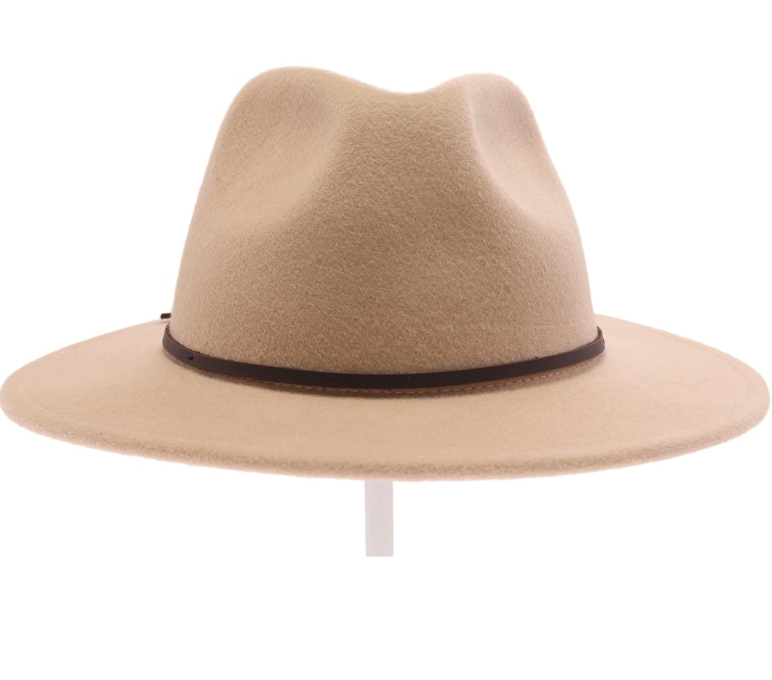 BEIGE LEATHER BOW RANCHER HAT