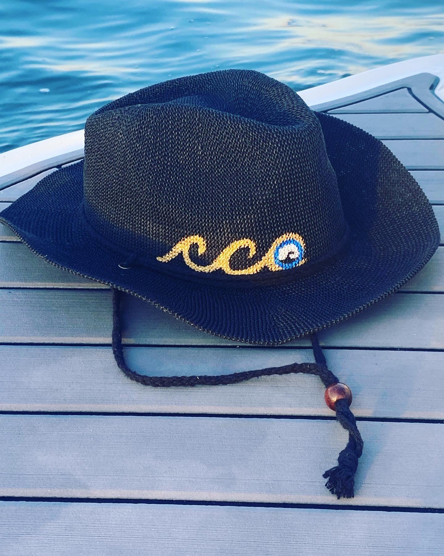 YEEHAW BEACHES STRAW COWBOY HAT