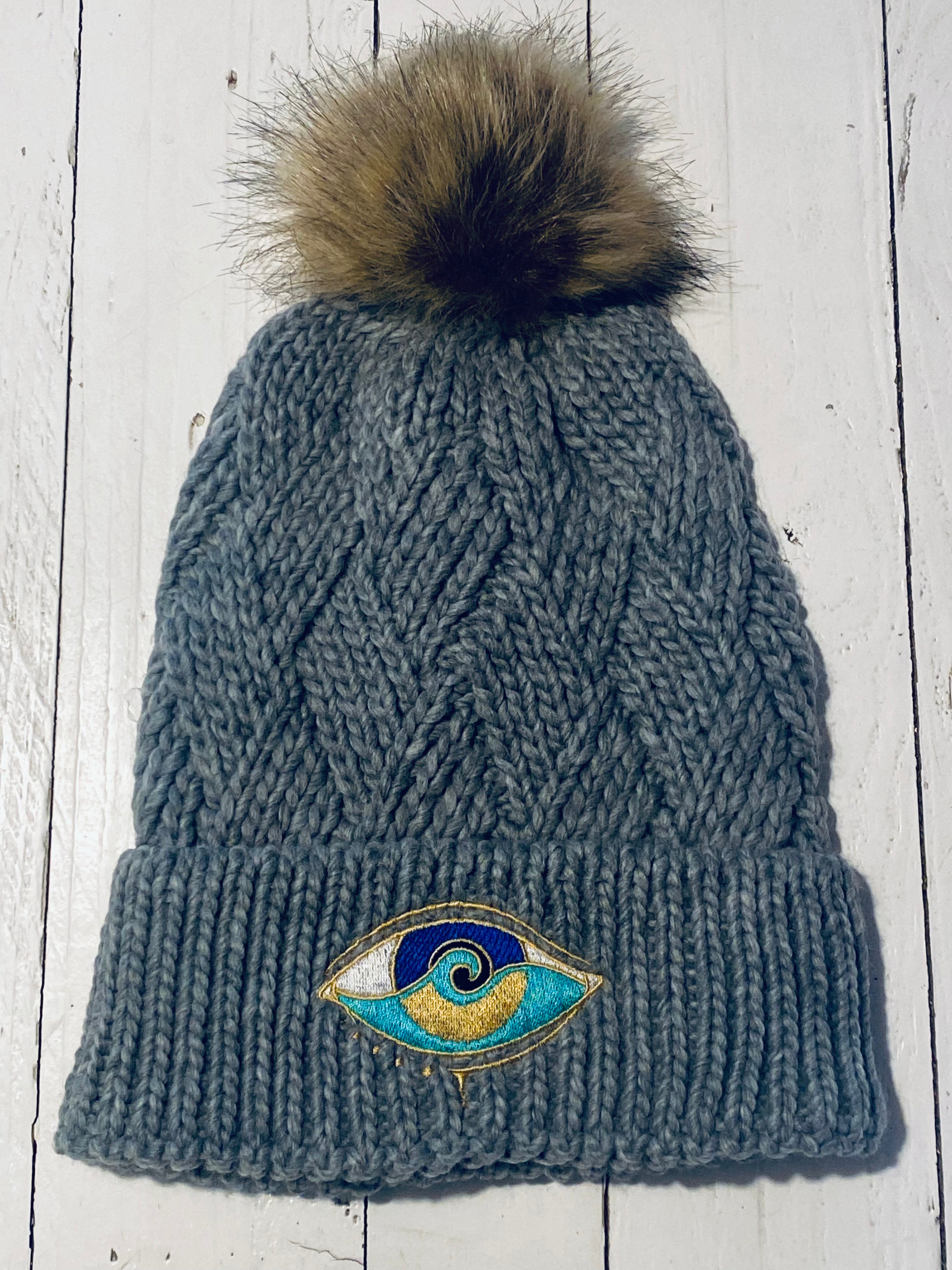 GREY SEANOE POM BEANIE