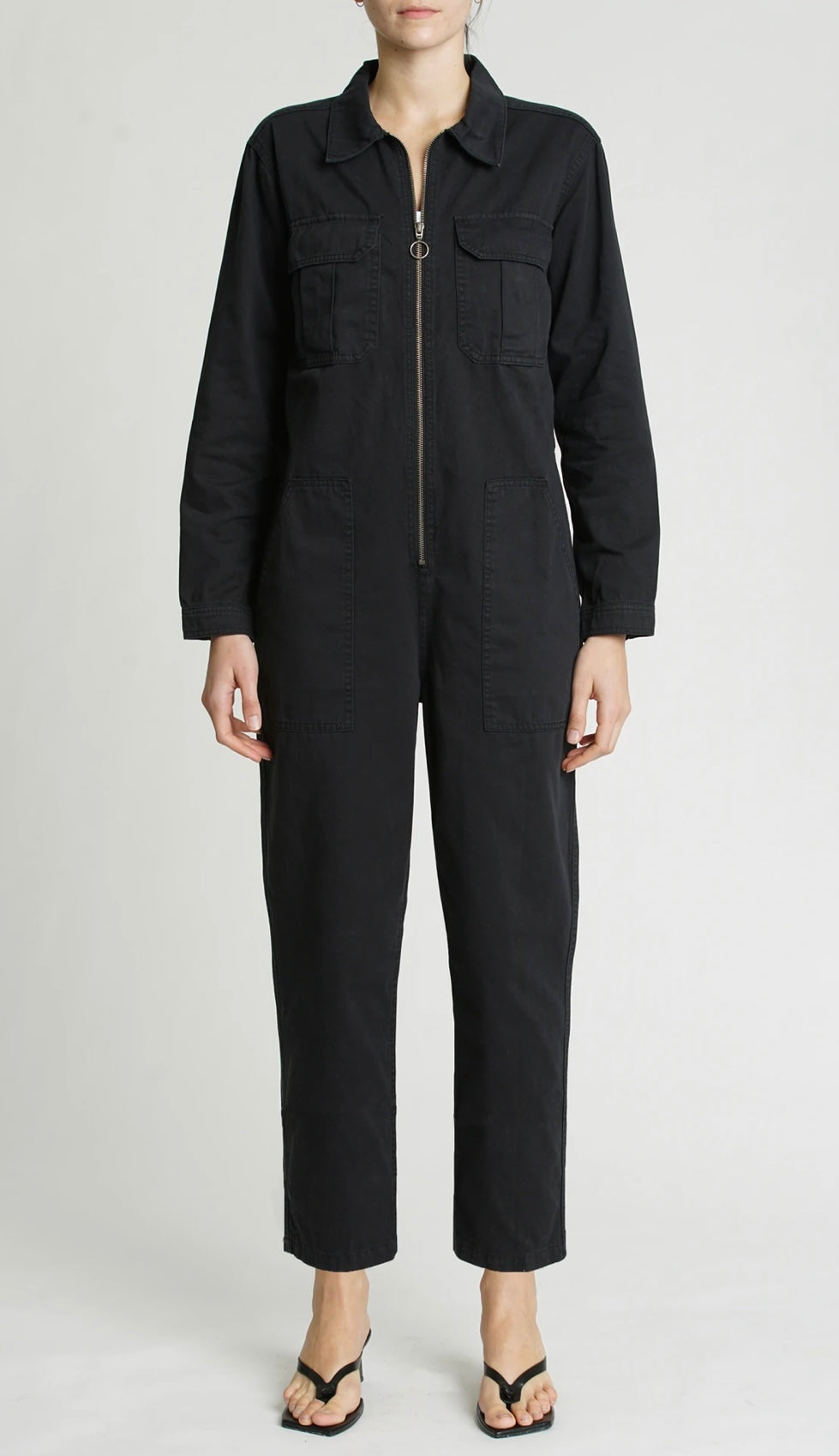 BLACK LONG SLEEVE ZIPPER JUMPSUIT
