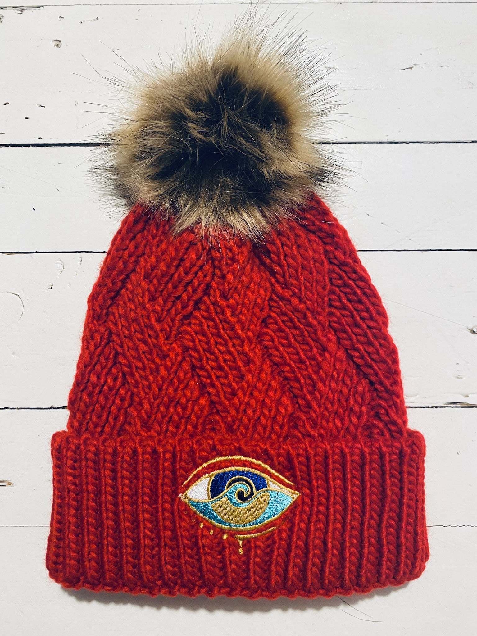 RED SEANOE POM BEANIE