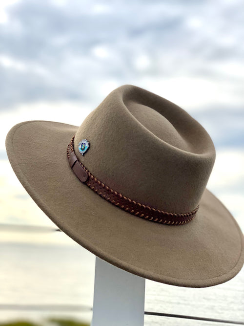 TAUPE LEATHER BAND RANCHER HAT